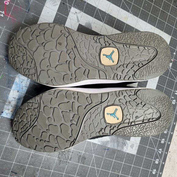 Nike Air Jordan 11 CMFT Viz Air Size 7Y - Picture 5 of 7